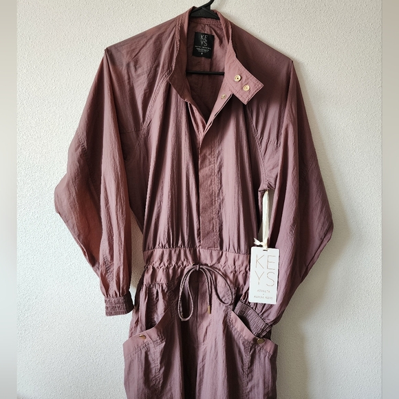 ATHLETA x ALICIA KEYS UTLITY JUMPSUIT - Picture 4 of 12